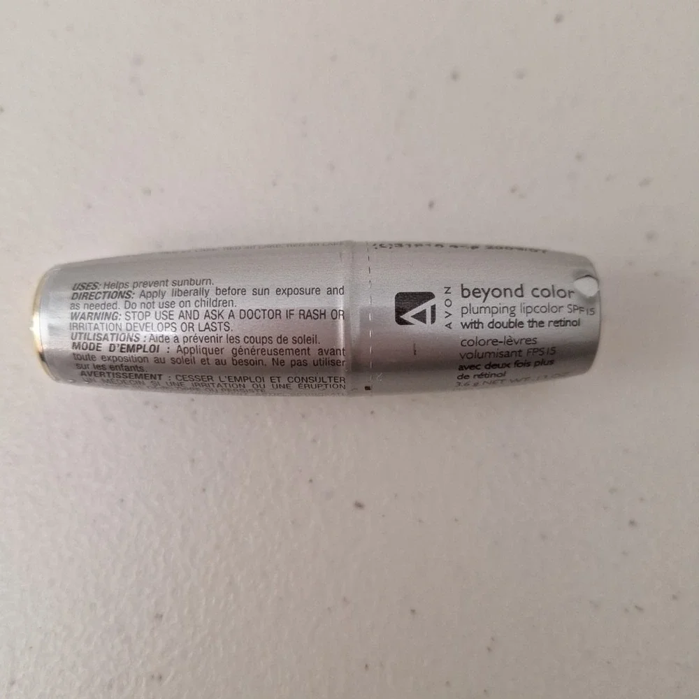NEW AVON Beyond Color Plumping Lip‎ Color SPF 15 Double Retinol - RAMBLIN ROSE